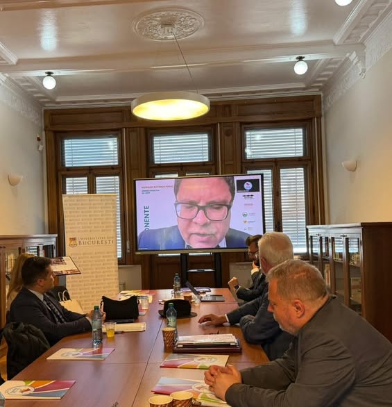 Prof. Gonzalo Ramírez Cleves, intervenind online la Masa rotundă ARDC 2025